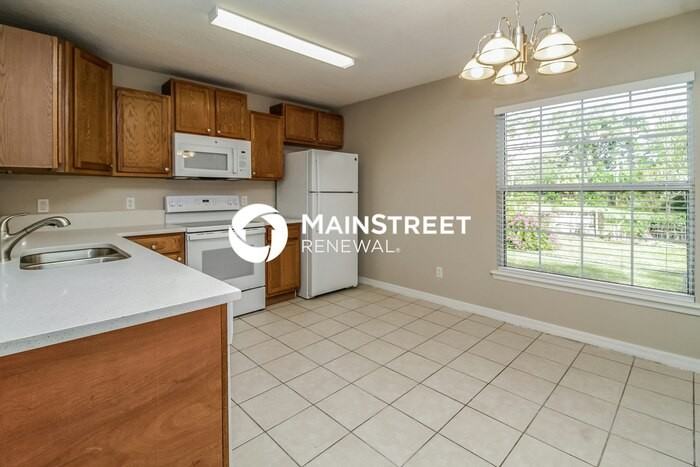 1353 Clarcona Rd - Photo 6 of 16