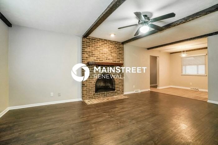 1866 Faymeadow Ave - Photo 5 of 18