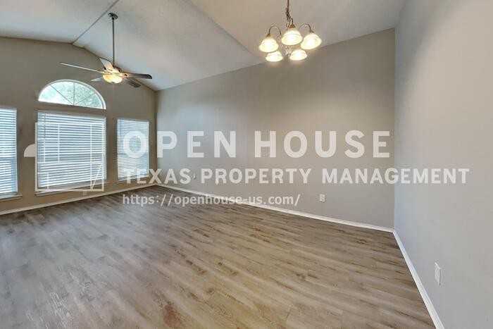 4066 Tulip Tree Dr - Photo 6 of 21