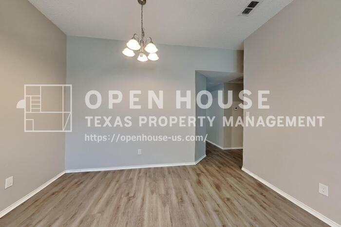 4066 Tulip Tree Dr - Photo 7 of 21