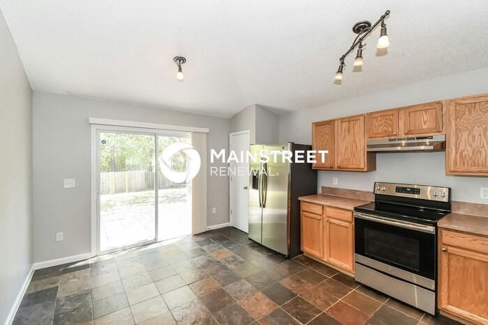 1228 Spring Creek Ct - Photo 6 of 16