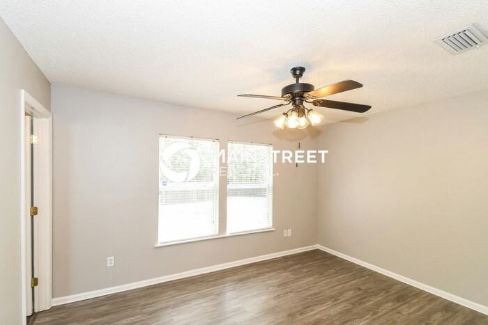 1228 Spring Creek Ct - Photo 7 of 16