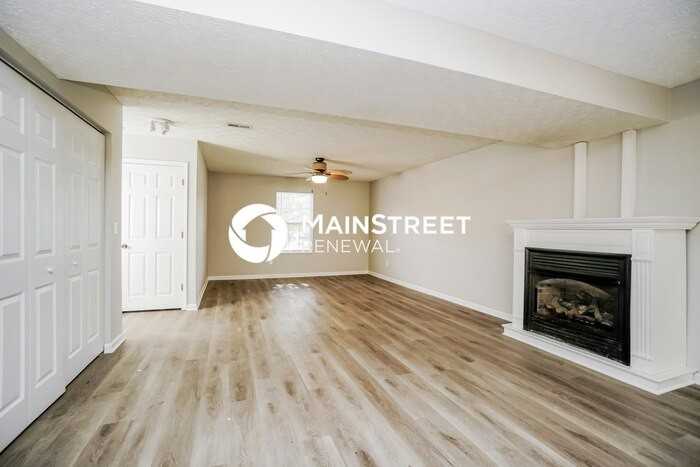 933 Meadow Downs Trl - Photo 3 of 17