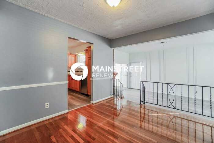 1350 Firwood Dr - Photo 5 of 17