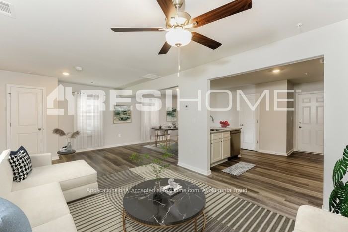 203 Wellbrook Ct Ne - Photo 5 of 16