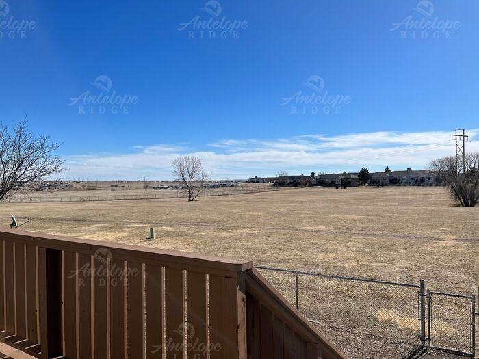 241 Borglum Ct - Photo 2 of 26