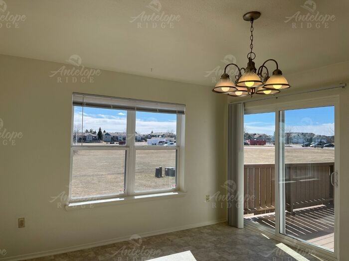241 Borglum Ct - Photo 5 of 26