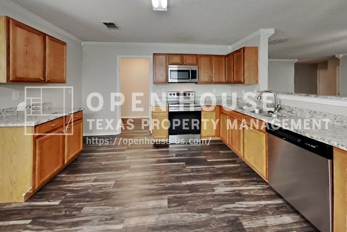 733 Tuscany Trl - Photo 7 of 20