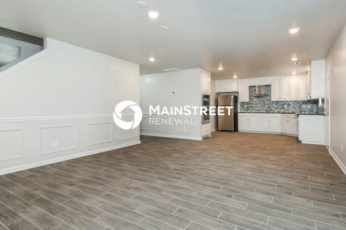 4902 Mystic Oak Dr - Photo 5 of 17