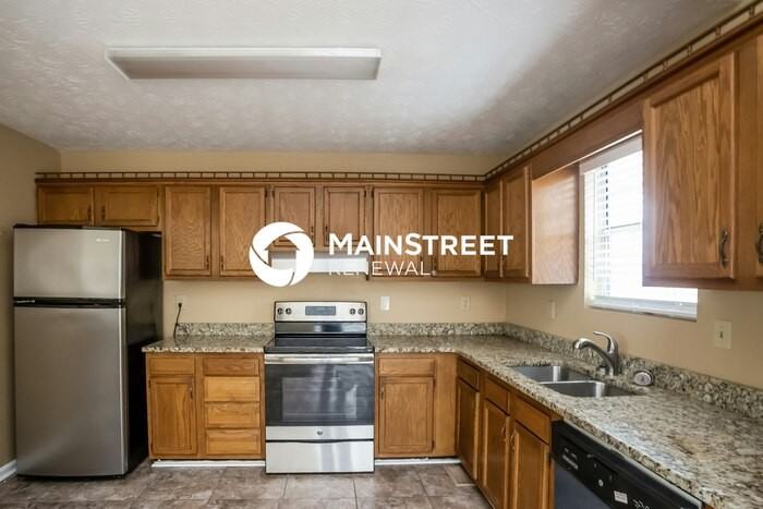 3783 Chapel Hill Rd - Photo 5 of 15