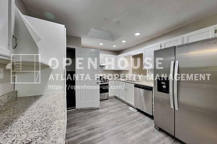 323 Sumer Ln N - Photo 6 of 20