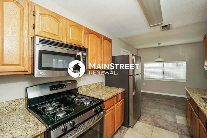 12423 Cannonade St - Photo 7 of 16
