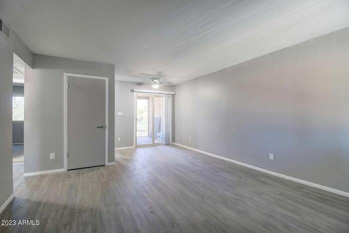 2220 W Dora St #214 - Photo 5 of 21