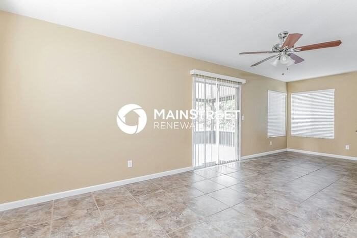 650 Brickell St Se - Photo 3 of 16