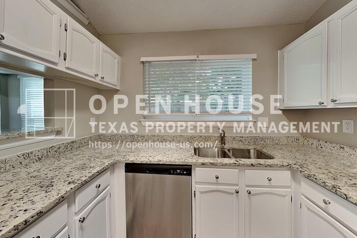 3512 Riverview Dr - Photo 7 of 20