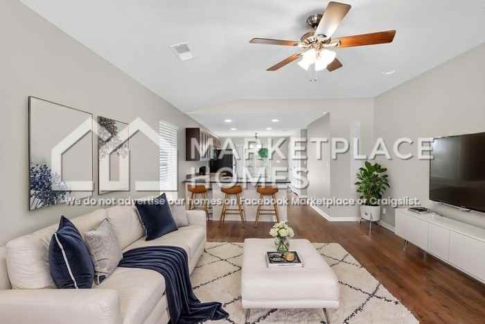 203 Sedgewick Dr - Photo 2 of 27