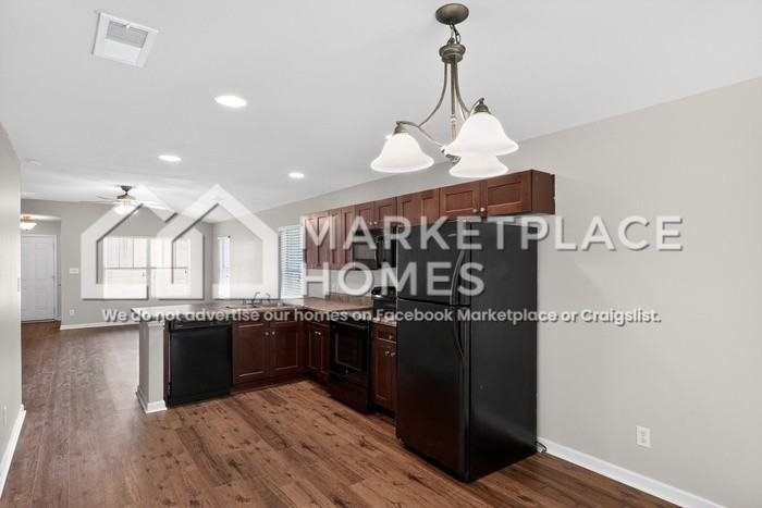 203 Sedgewick Dr - Photo 5 of 27