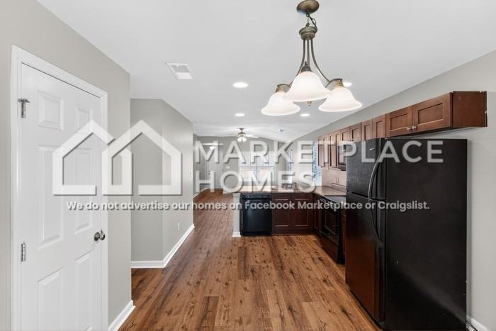 203 Sedgewick Dr - Photo 7 of 27