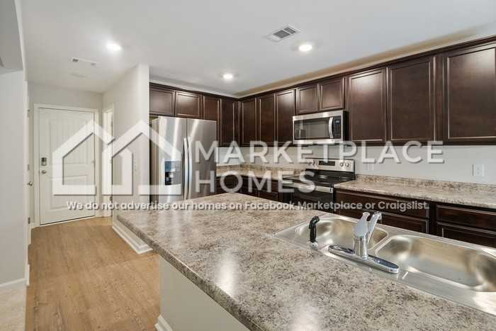 98 Dunnoman Dr - Photo 6 of 25
