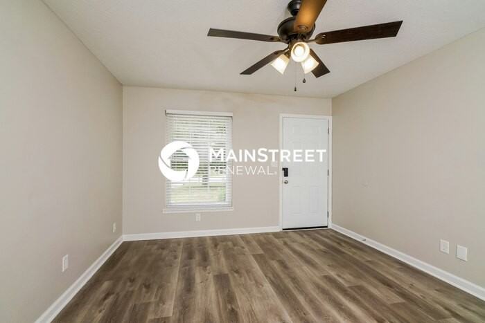 122 Oakcrest Ct - Photo 5 of 16