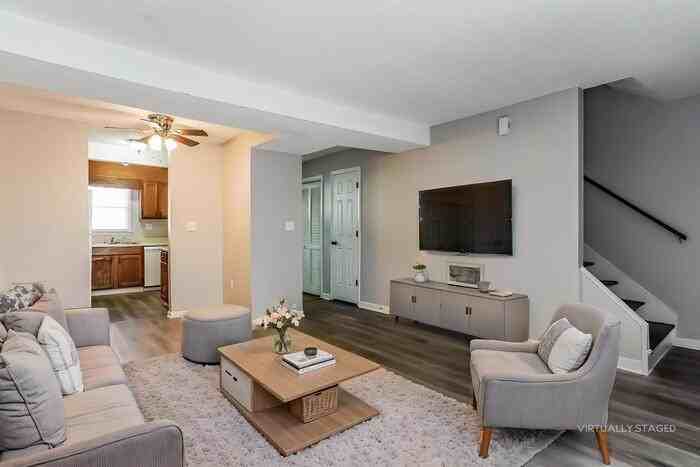 2806 Dillmark Ct - Photo 7 of 17
