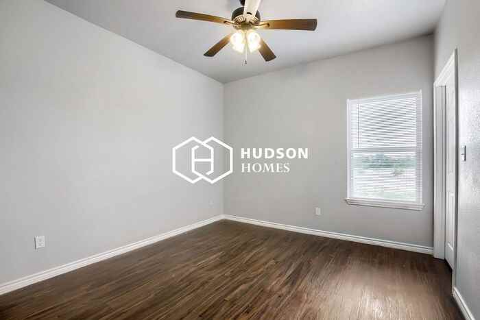 101 Pharm Hills Rd #203 - Photo 7 of 11