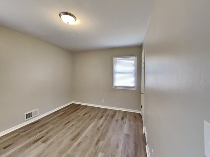 5201 Logan Ave N - Photo 7 of 20