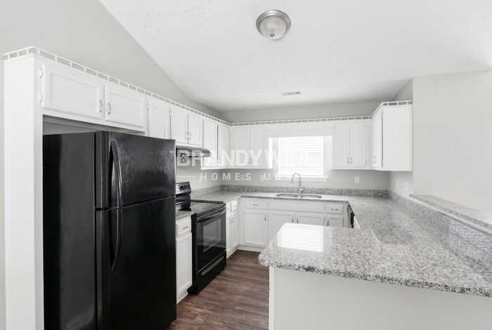 45 Stoneview Cir - Photo 4 of 16