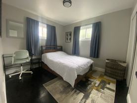 905 Moline St - Photo 1 of 1
