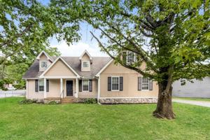 featured image of 3202 Lakeford Dr