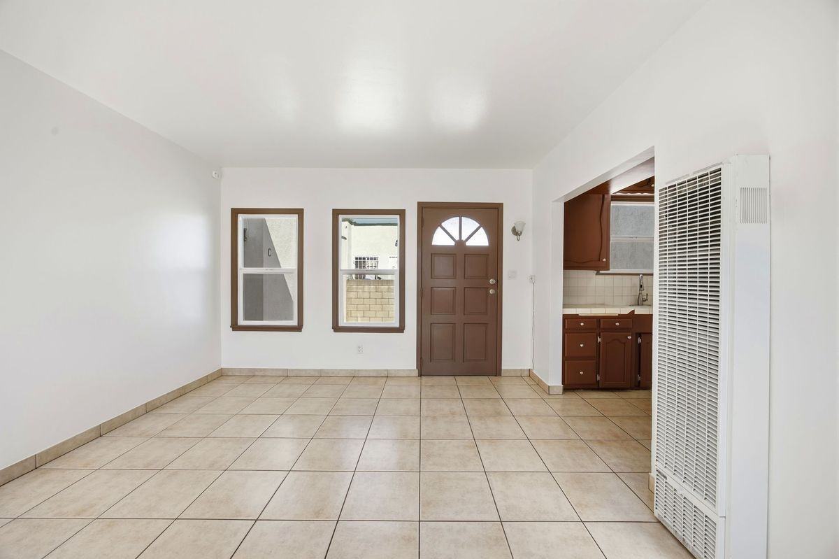 2565 Kansas Ave ##B - Photo 5 of 15