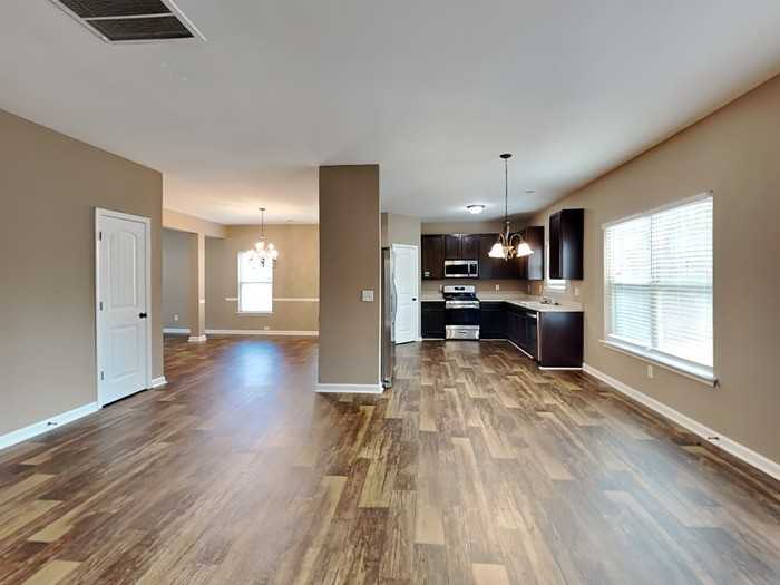 4885 Medlock Trail Ct - Photo 7 of 28