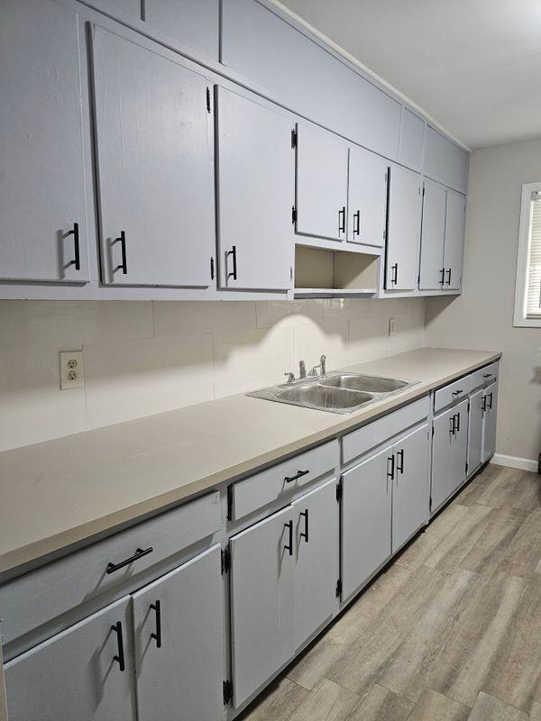 245 Stafford St Nw - Photo 3 of 9