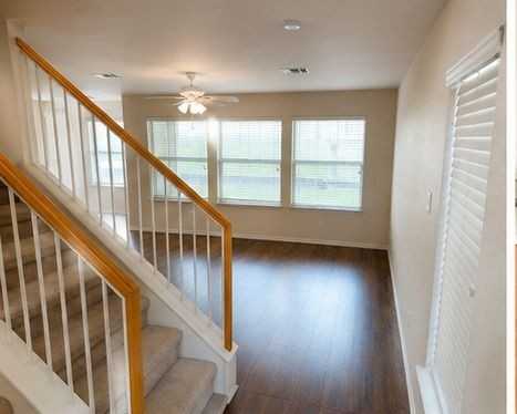 636 Fort Thomas Pl - Photo 4 of 10