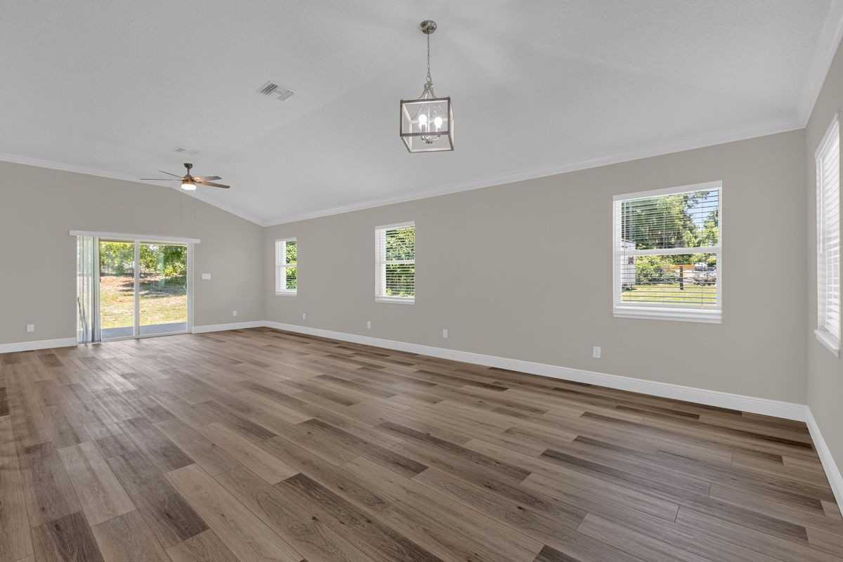 706 Stanley Ave - Photo 4 of 30