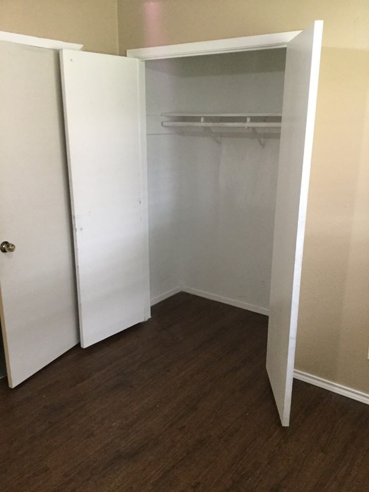 1106 Woodland Park Drive - Photo 3 of 3