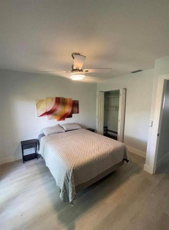 42 Madrid Ln - Photo 2 of 11