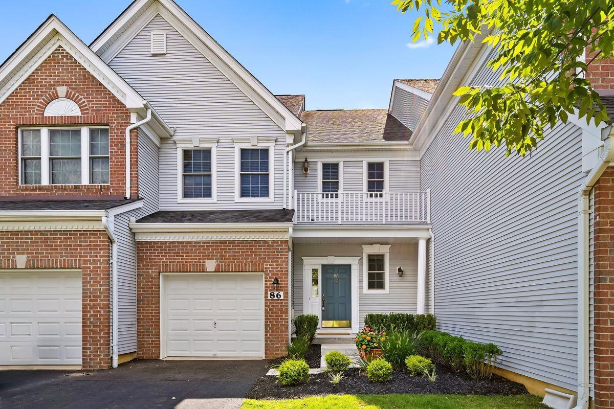 86 Deepwater Cir