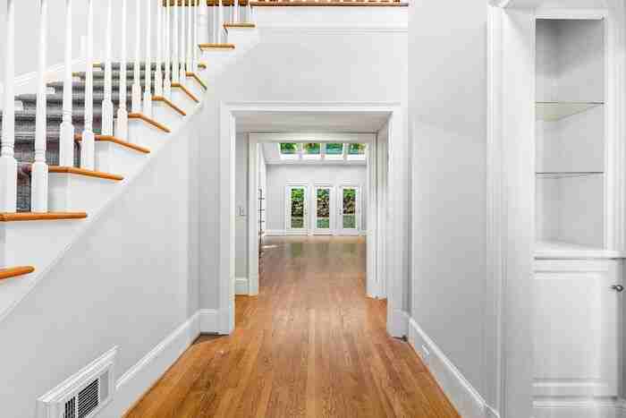 459 Ivy Park Ln Ne - Photo 3 of 32