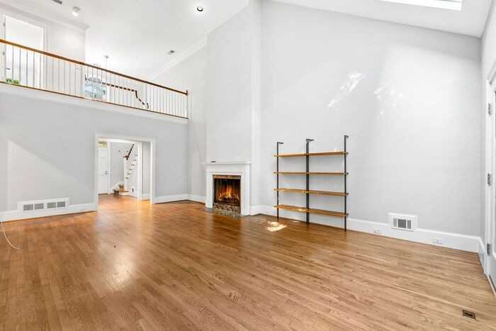 459 Ivy Park Ln Ne - Photo 6 of 32