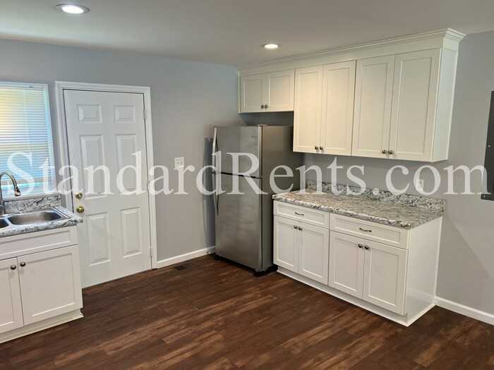 2344 Clarissa Dr Nw - Photo 5 of 16