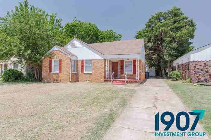 2321 Ne 25th St - Photo 3 of 22