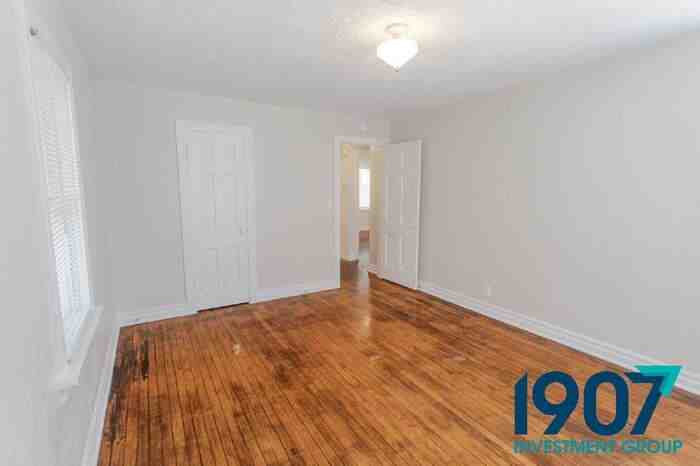 2321 Ne 25th St - Photo 5 of 22