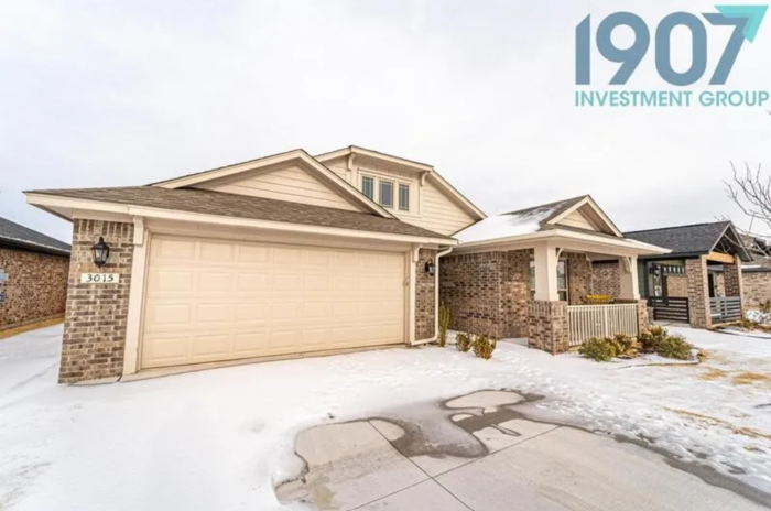 3015 Montane Dr - Photo 4 of 32