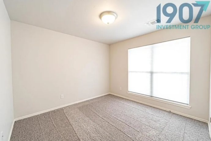 3015 Montane Dr - Photo 5 of 32
