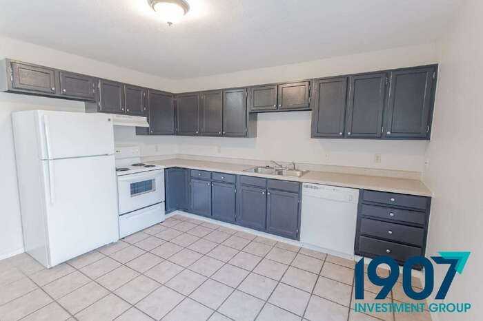 611 Sinclair Dr - Photo 7 of 21