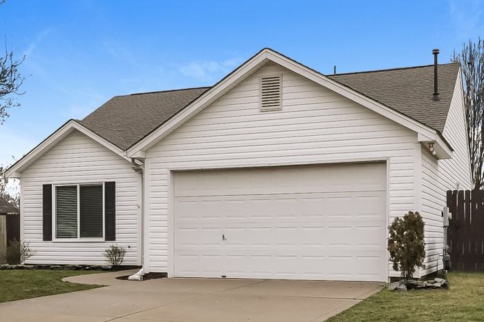 4936 Aldersbrook Dr - Photo 3 of 15
