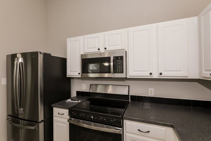 4936 Aldersbrook Dr - Photo 7 of 15