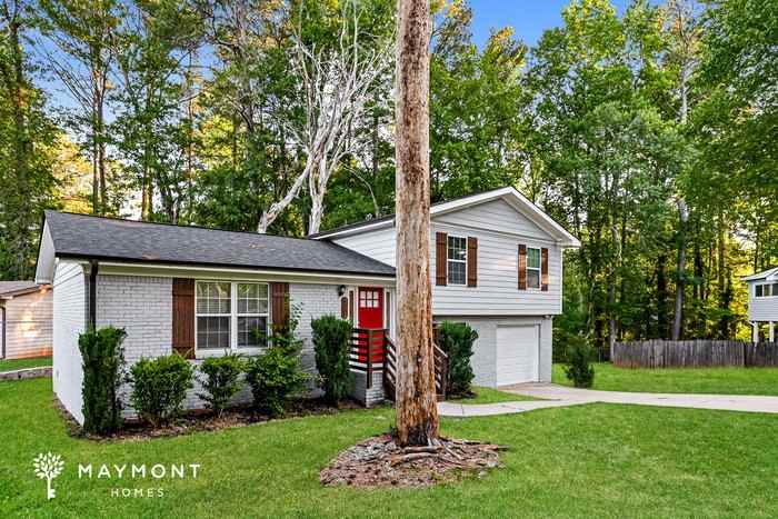 4111 Northstrand Dr - Photo 2 of 3