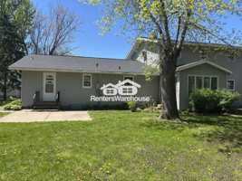 featured image of 811 Myrtle St